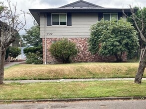 Building Photo - STATUS: PENDING APPLICATION-   |T-17B  #4 ...
