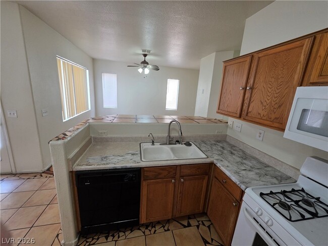 Building Photo - 2506 Lady Elizabeth Ct