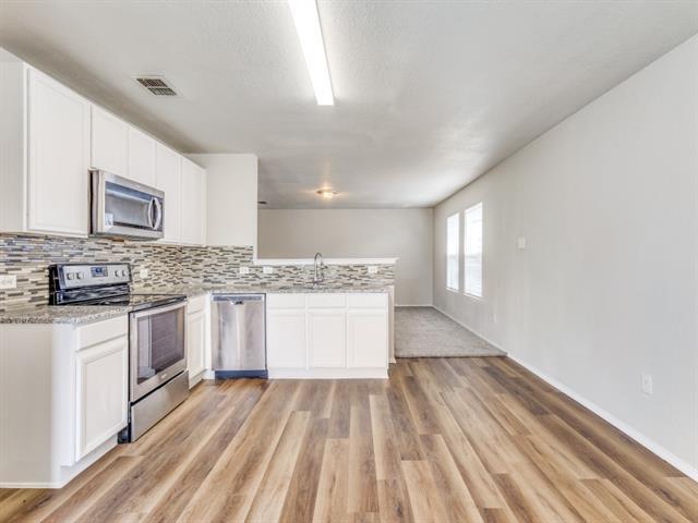 Building Photo - 1400 Royal Meadows Tr