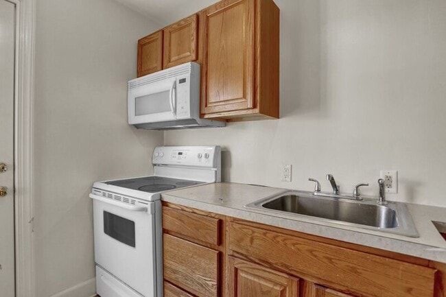 Building Photo - 412 Griffin Ave