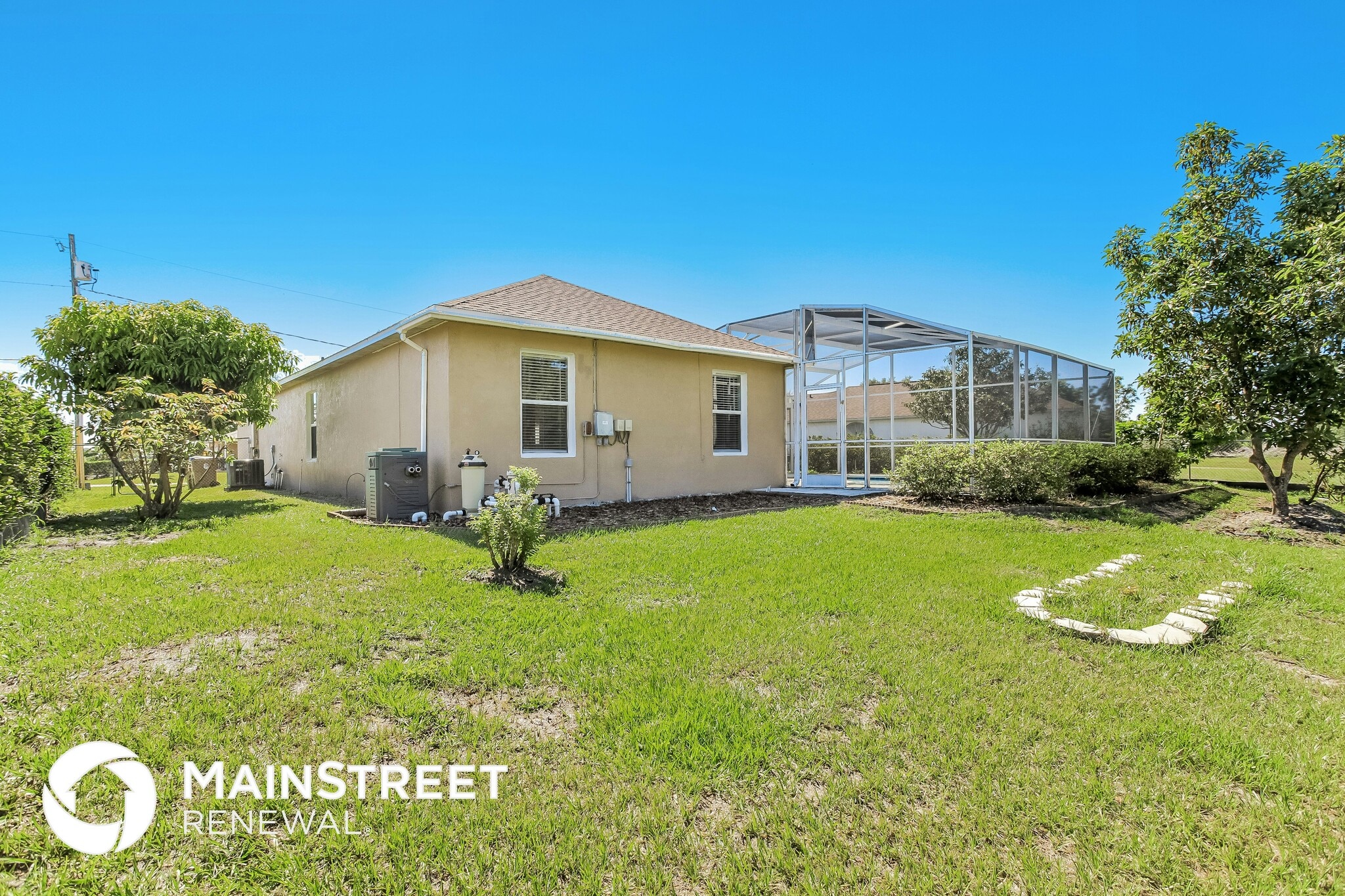 Building Photo - 839 Adour Dr