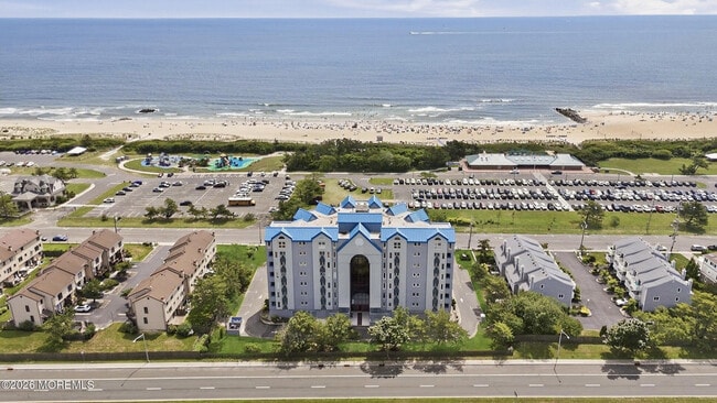 Building Photo - 300 Ocean Ave N