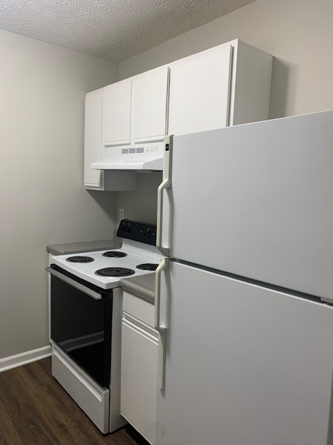 Building Photo - 39 Pine Dr