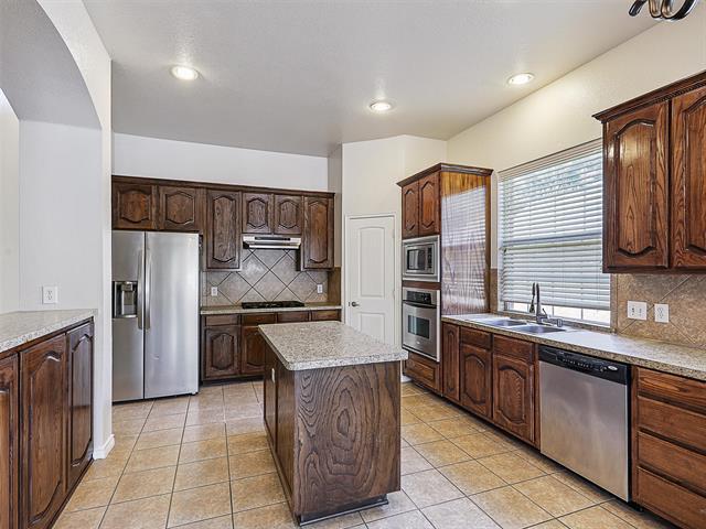 Building Photo - 3929 Carmel Mountain Dr