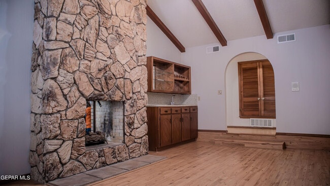 Building Photo - 4521 R L Shoemaker Dr