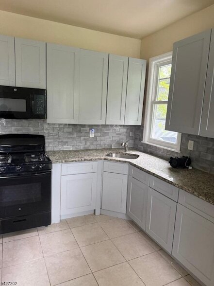 Building Photo - 151-151 Scheerer Ave