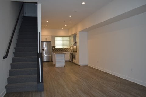 Building Photo - 2065 Fifth Ave