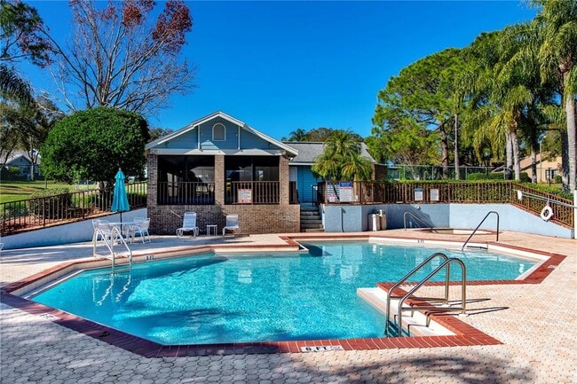 Building Photo - 2411 Bentley Dr