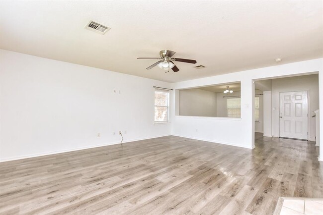 Building Photo - 233 Brandons Way