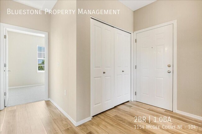 Building Photo - 1154 Mcgee Ct NE