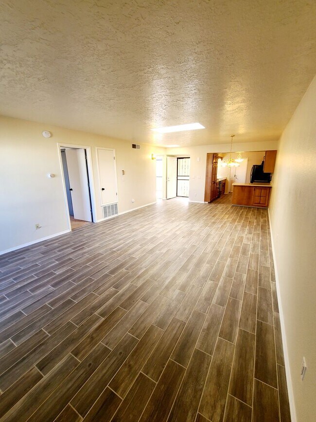 Building Photo - Coming August 11th, 2026! 2 bed 2 bath townhome! Must See!!