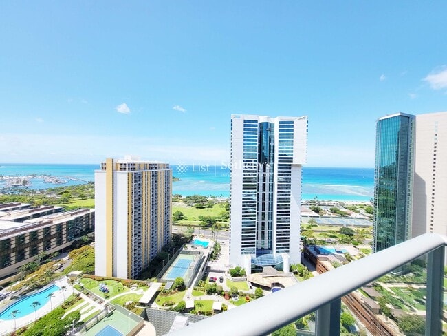 Building Photo - Waihonua #3102 | Honolulu, HI