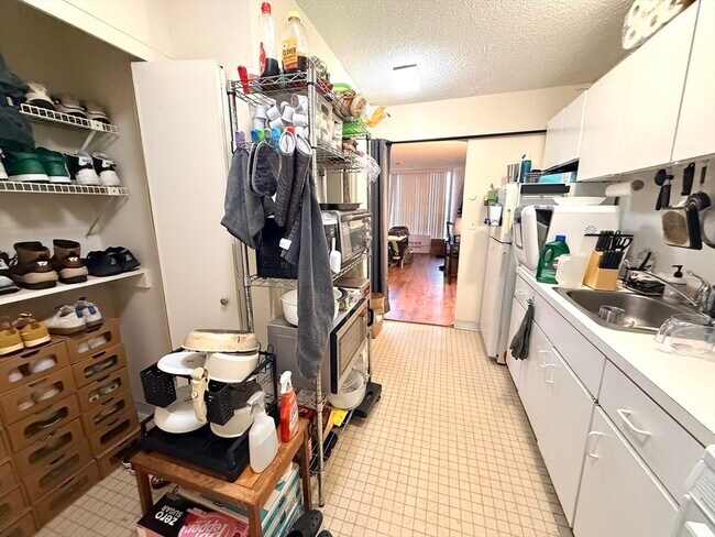 Building Photo - 44 Washington St