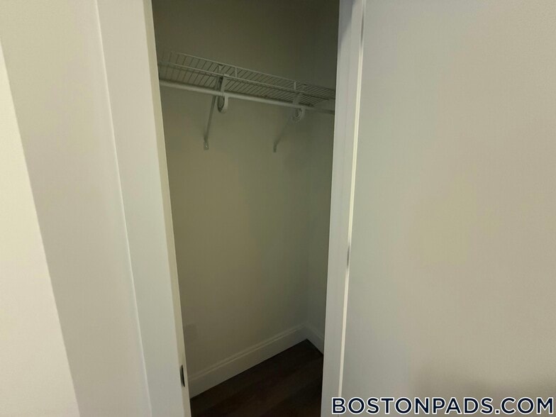 Building Photo - 1079 Commonwealth Ave