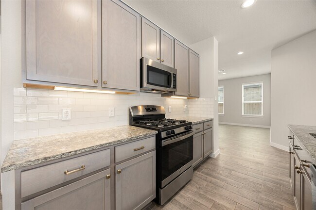 Building Photo - 27118 Peaceful Cv Dr