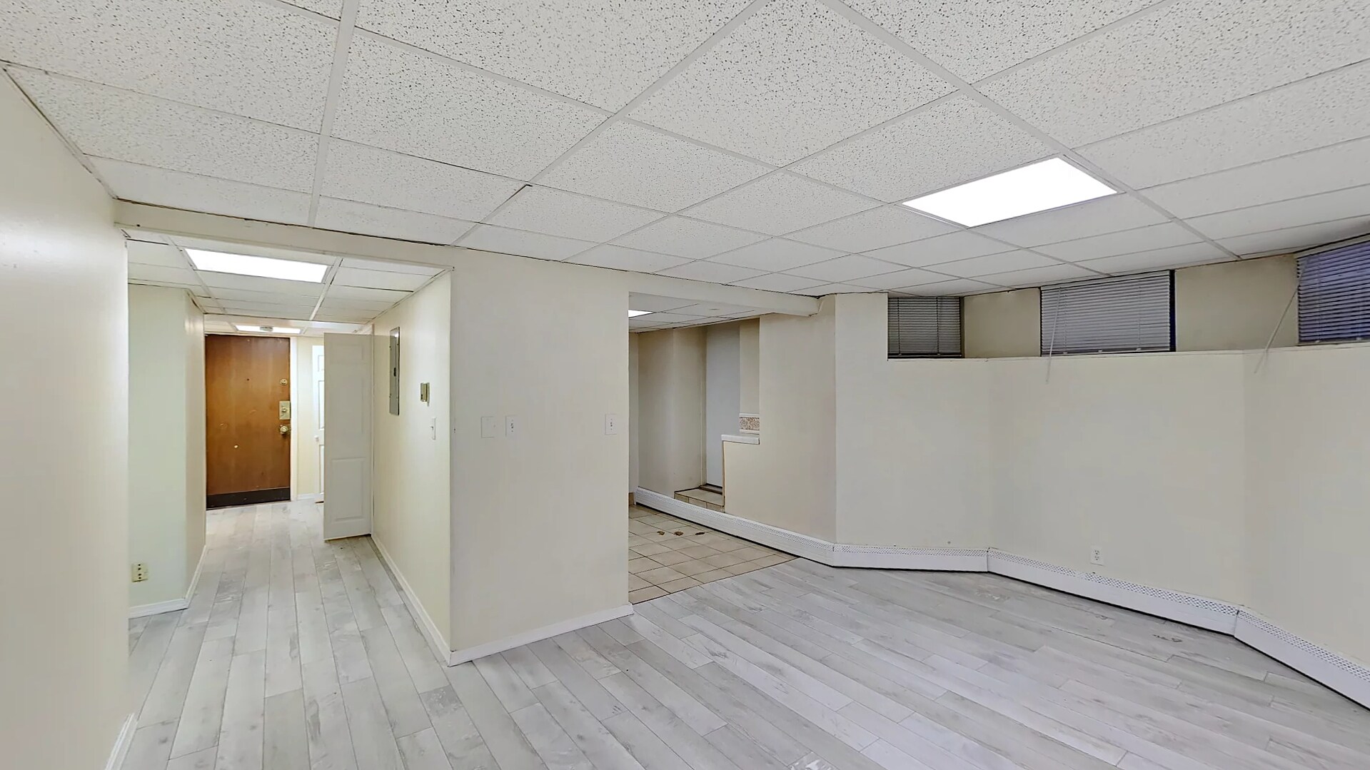 Building Photo - 16 Glenville Ave