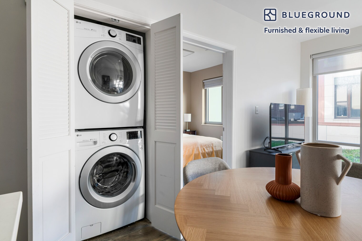 Building Photo - 10 Essex St