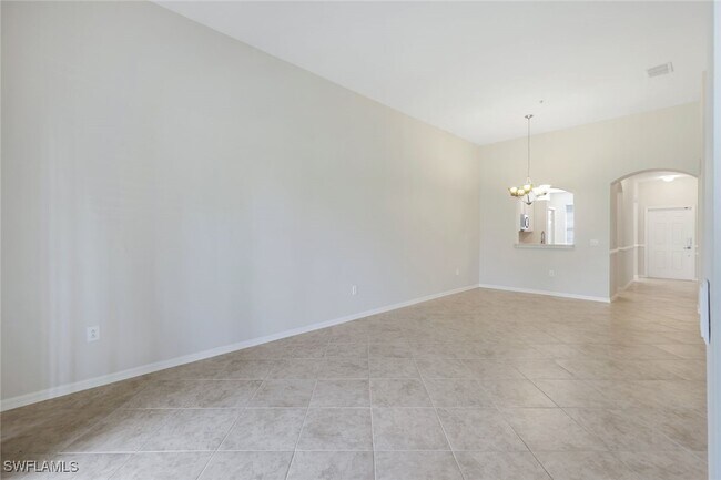Building Photo - 14165 Winchester Ct