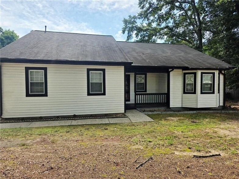 Building Photo - 1800 Keenland Pl