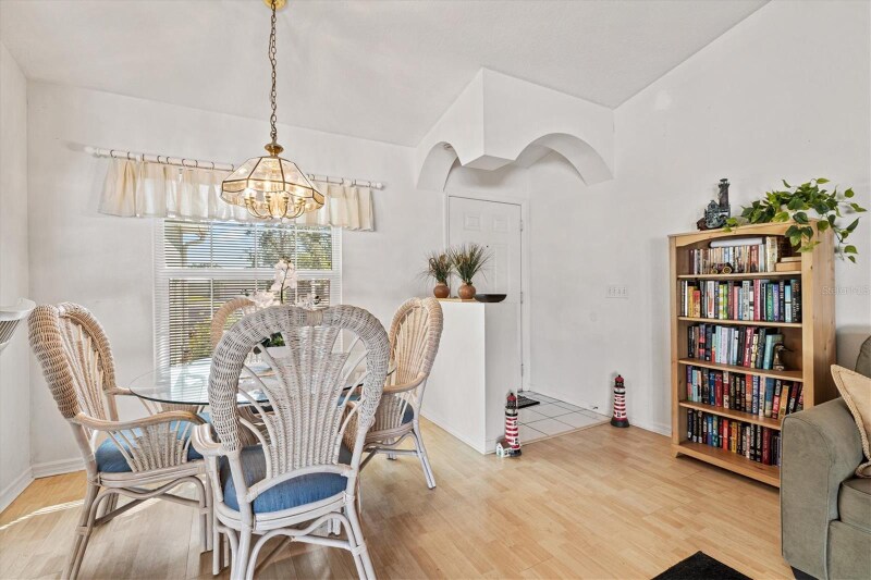 Building Photo - 5128 18th Ln E