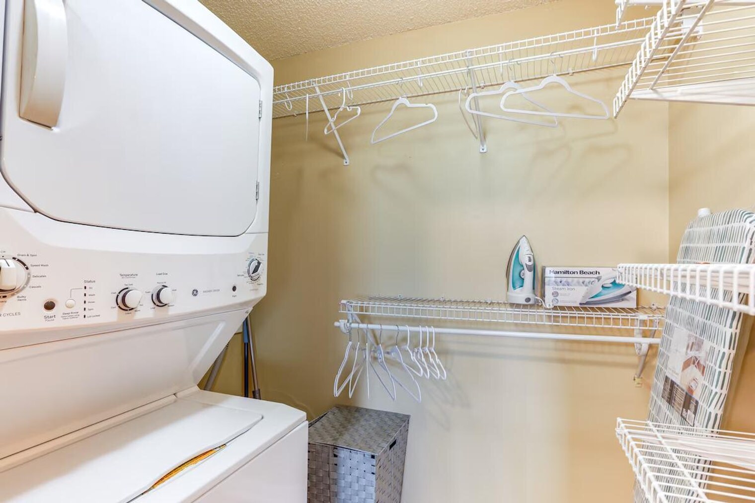 Building Photo - 1305 Speer Blvd