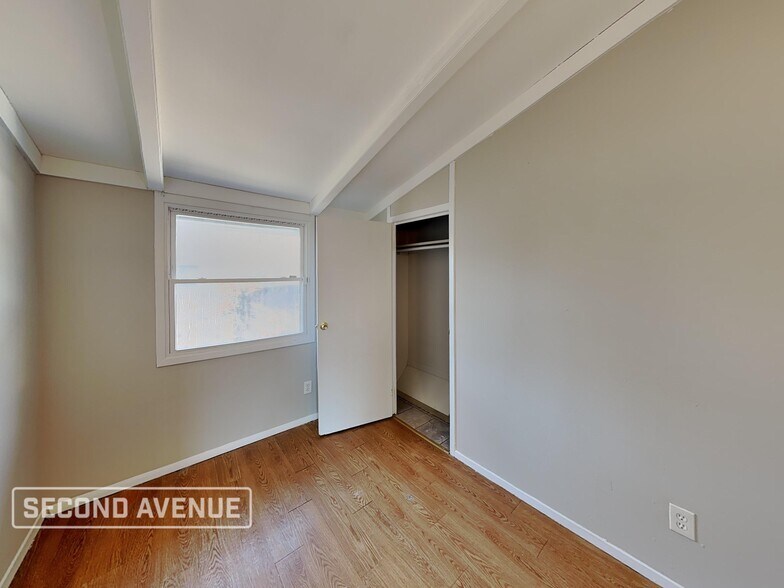 Building Photo - 4007 E 45th St