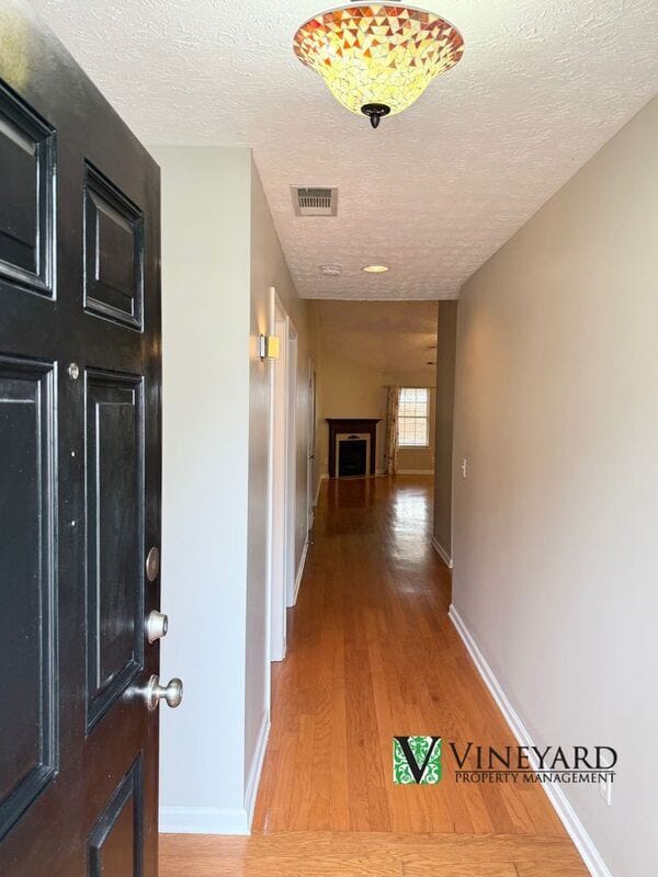 Building Photo - 515 Kensigton Park Dr