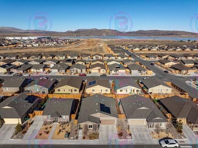 Building Photo - Spacious 4-Bedroom Lemmon Valley Home with...