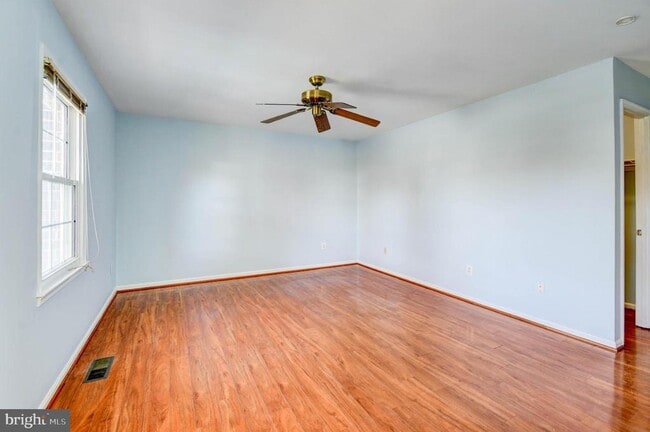 Building Photo - 4472 Ruggles Ct