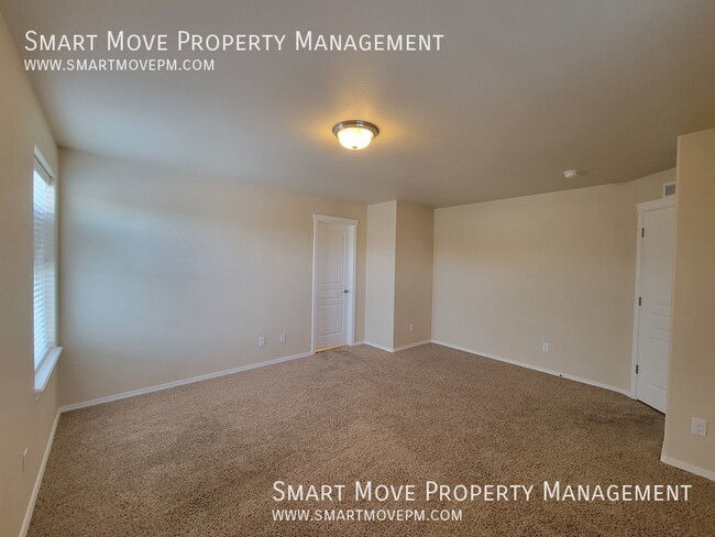 Building Photo - Adorable Two Story off Maple Grove. Neighb...