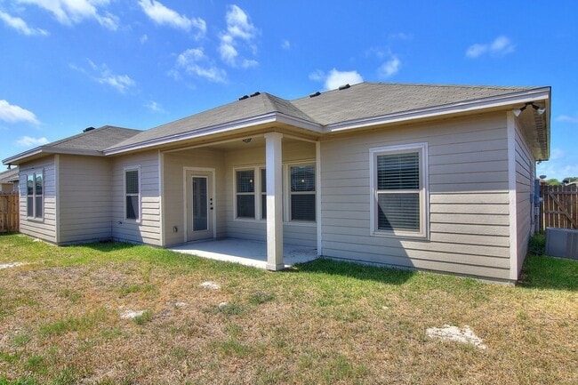 Building Photo - 1118 Blackbuck - 3/Bed 2/Bath $2095/month