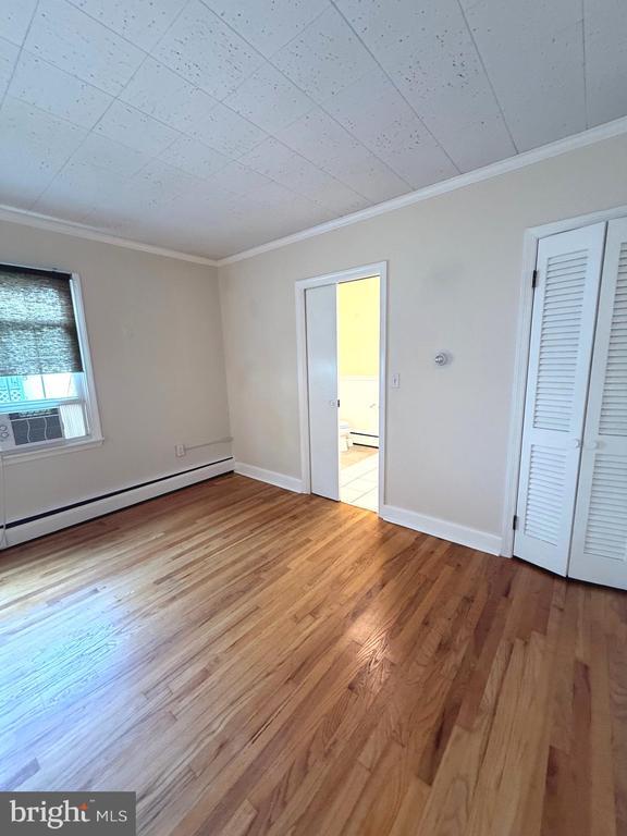 Building Photo - 225 Dewey Dr