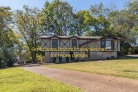 Building Photo - Nashville - 3 Bedroom, 2 Baths, 37217 Area