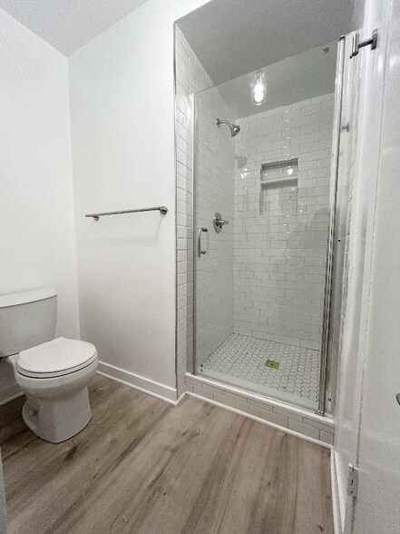 Building Photo - 1534 10th St