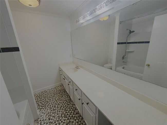 Building Photo - 4440 NW 80th Ave