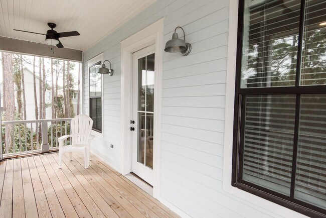 Building Photo - Elegant 4-Bedroom Home in Lakeside at Blue...