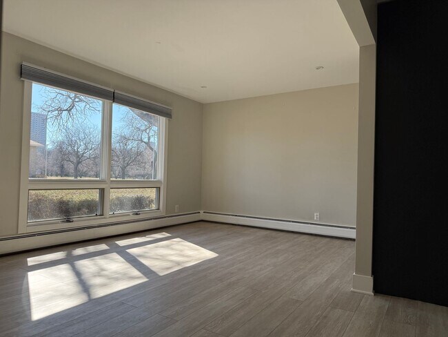 Building Photo - Updated One Bedroom in Cherboneau North | Quiet, Private Setting