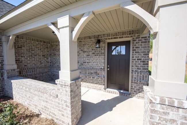 Building Photo - 2304 Snowshill Ln