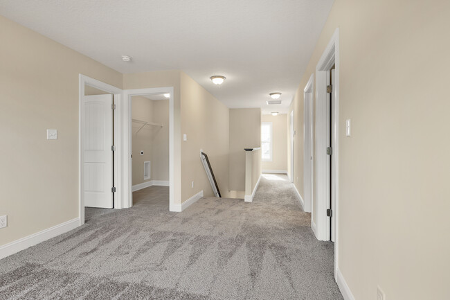 Building Photo - 463 Worsley Wy