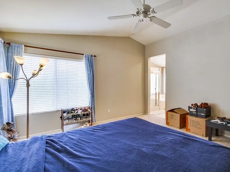 Building Photo - 11779 Westview Pky