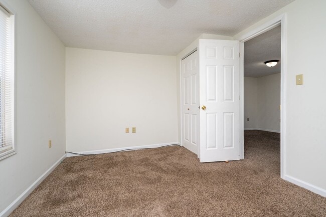 Building Photo - 2 bed/1 bath site built home