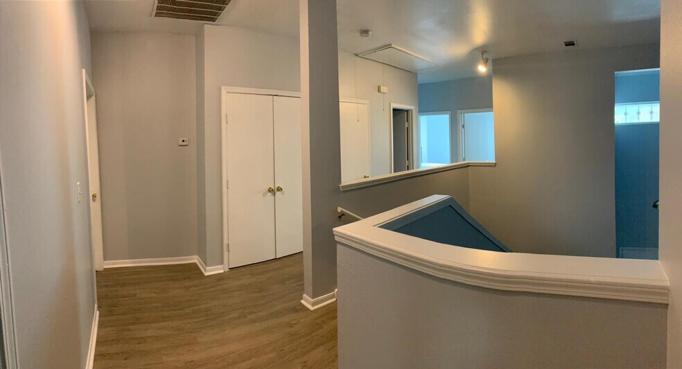Building Photo - 1252 Canyon Creek Cir