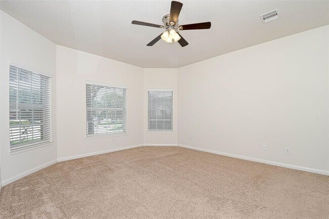 Building Photo - 30803 W Lost Creek Blvd