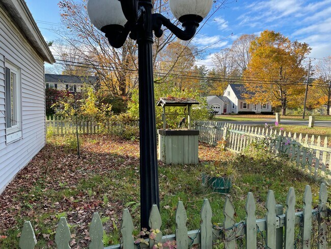 Building Photo - 98 Greensboro Rd