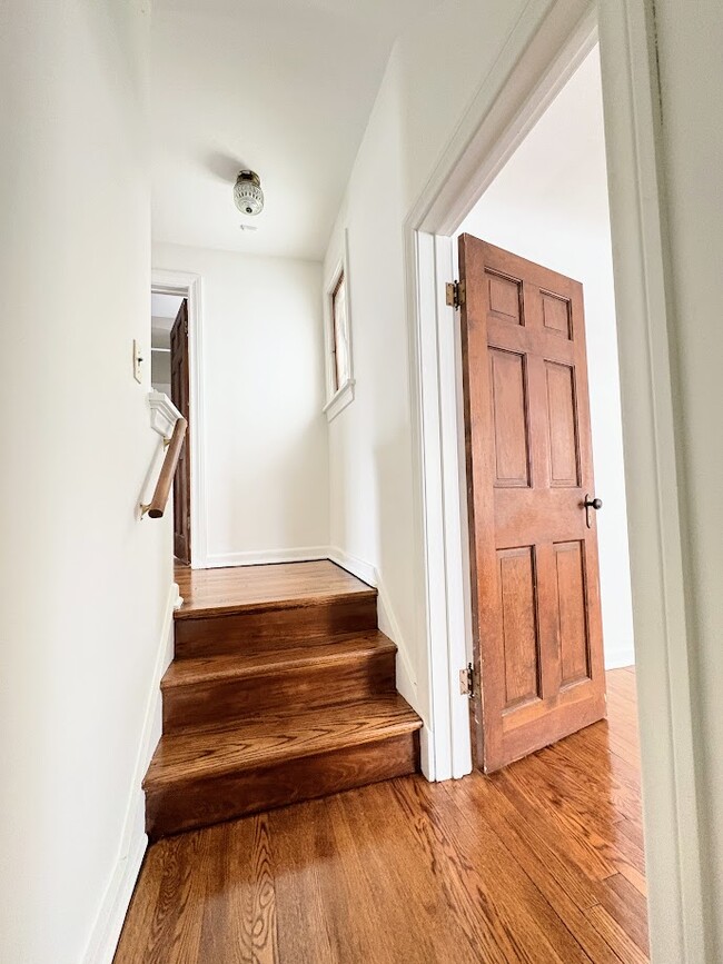 First Bedroom entry - 1314 Margaret Ave