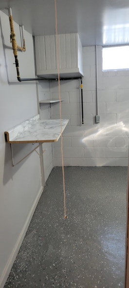 Building Photo - 17368 Patton St