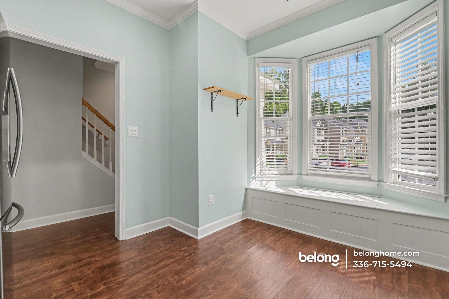 Building Photo - 2210 Trailwood Valley Cir