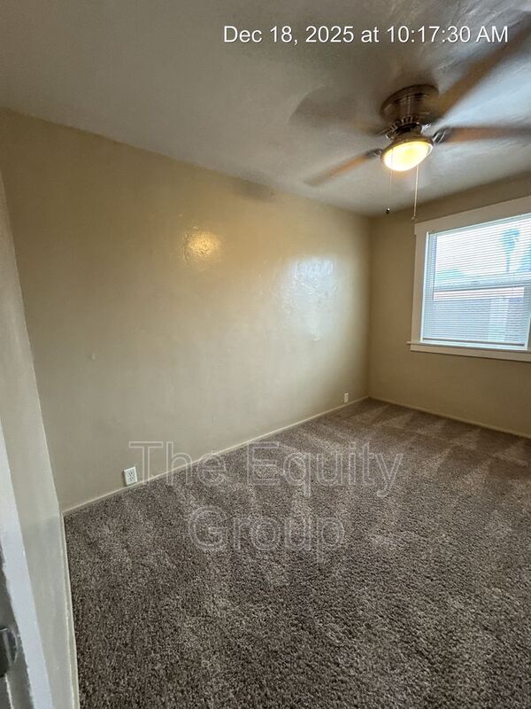 Building Photo - 1205 N Willis St