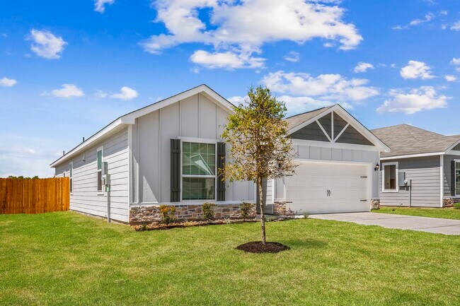 Primary Photo - 10399 Red Cardinal Dr