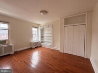 Building Photo - 2127 Tasker St